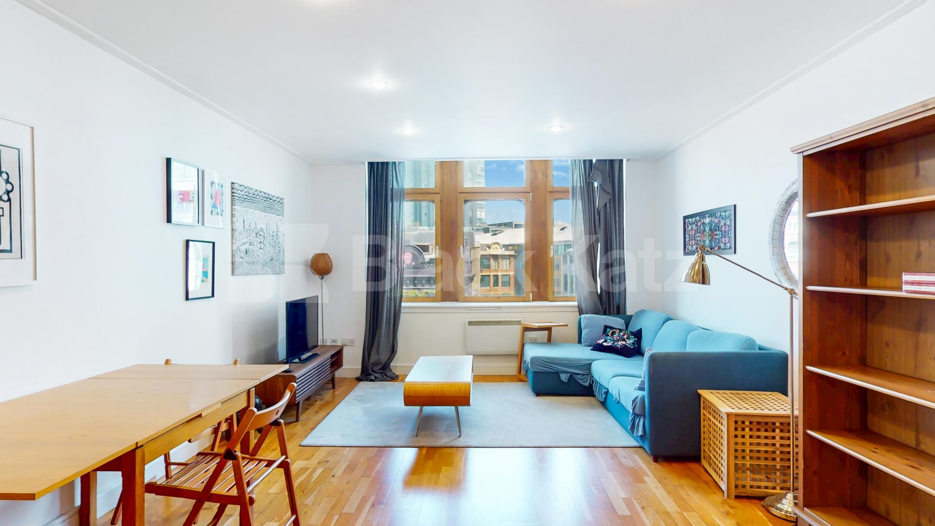 Stylish One-Bedroom Apartment in Prime Old Street Location – 764 Sq Ft City Road, Old Street